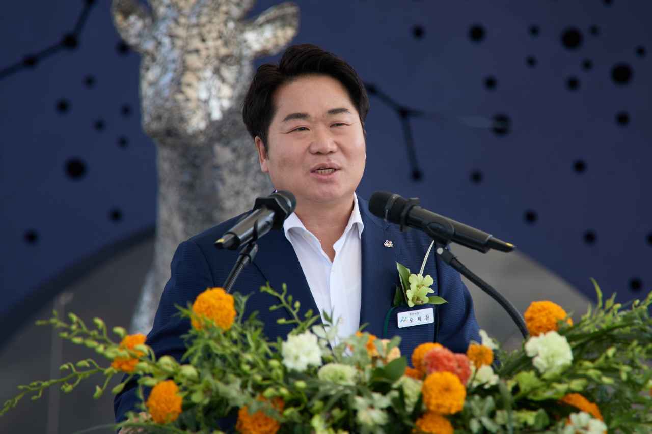 오세현 아산시장, ‘2025 모나밸리 국제아트페어’ 개막식 참석