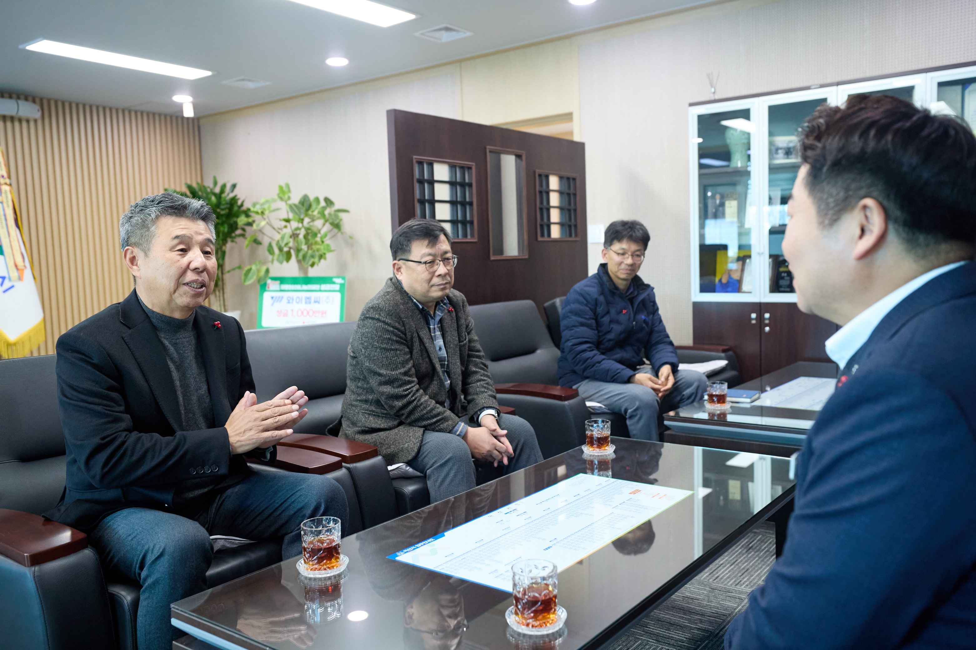 2026.01.05.YMC(주) 희망2026 나눔캠페인 성금 1천만원 전달