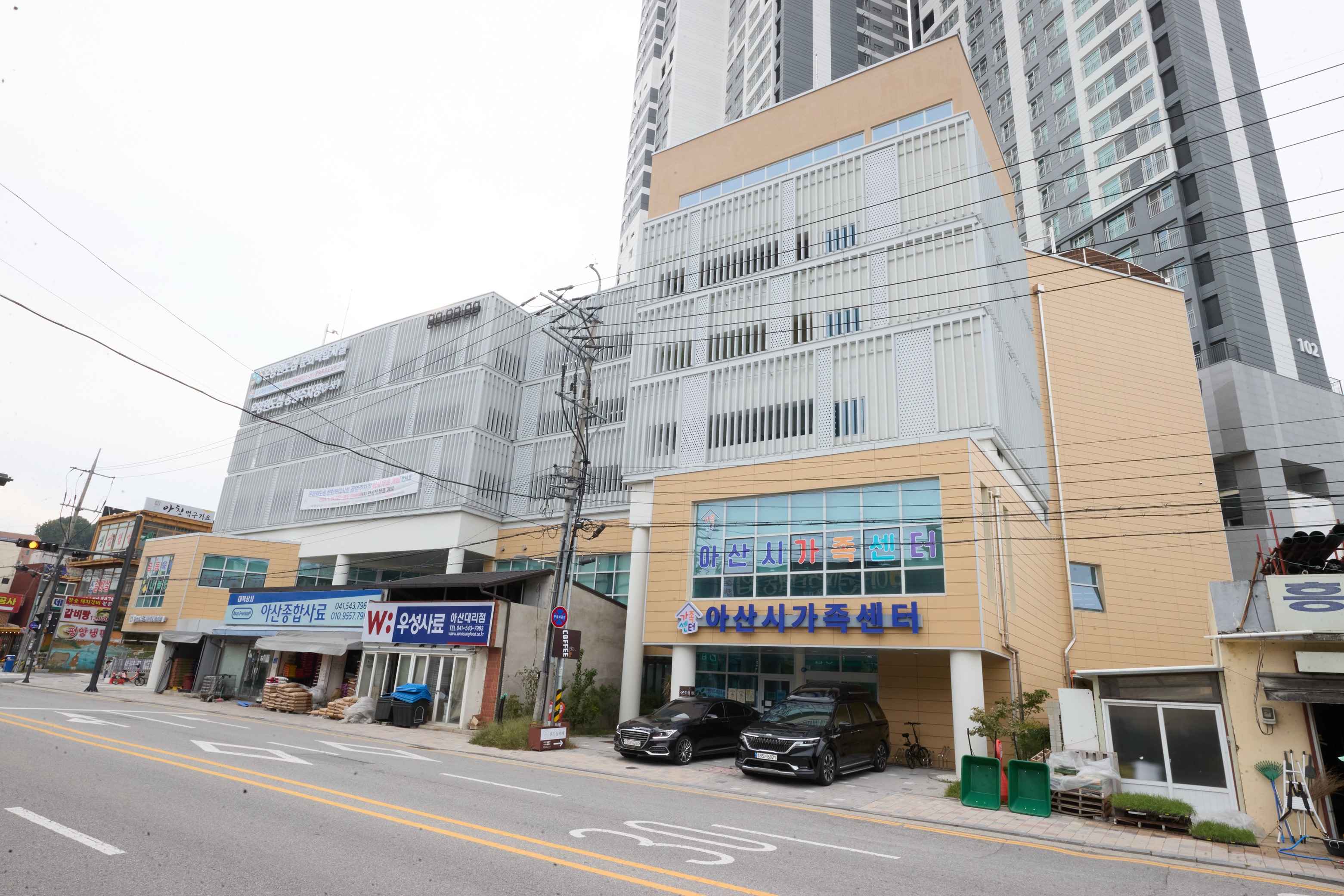 2025.10.21.민선8기 4년차 도지사 방문(아산시 외국인과의 간담회)