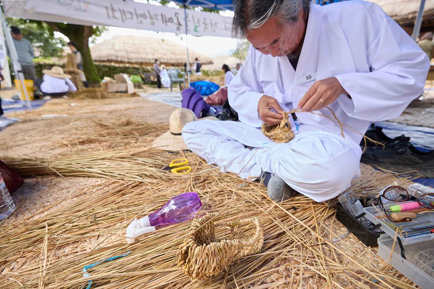 2025.10.19.제24회 외암민속마을 짚풀문화제 3일차(연합뉴스TV 인터뷰)