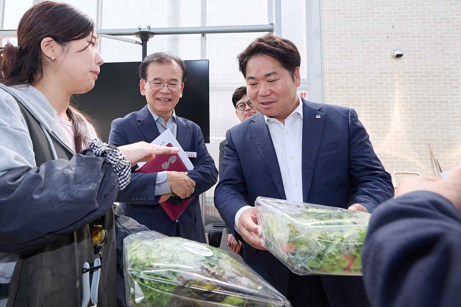 오세현 아산시장, 농업기술센터 방문해 현장 점검 및 직원 격려 관련사진