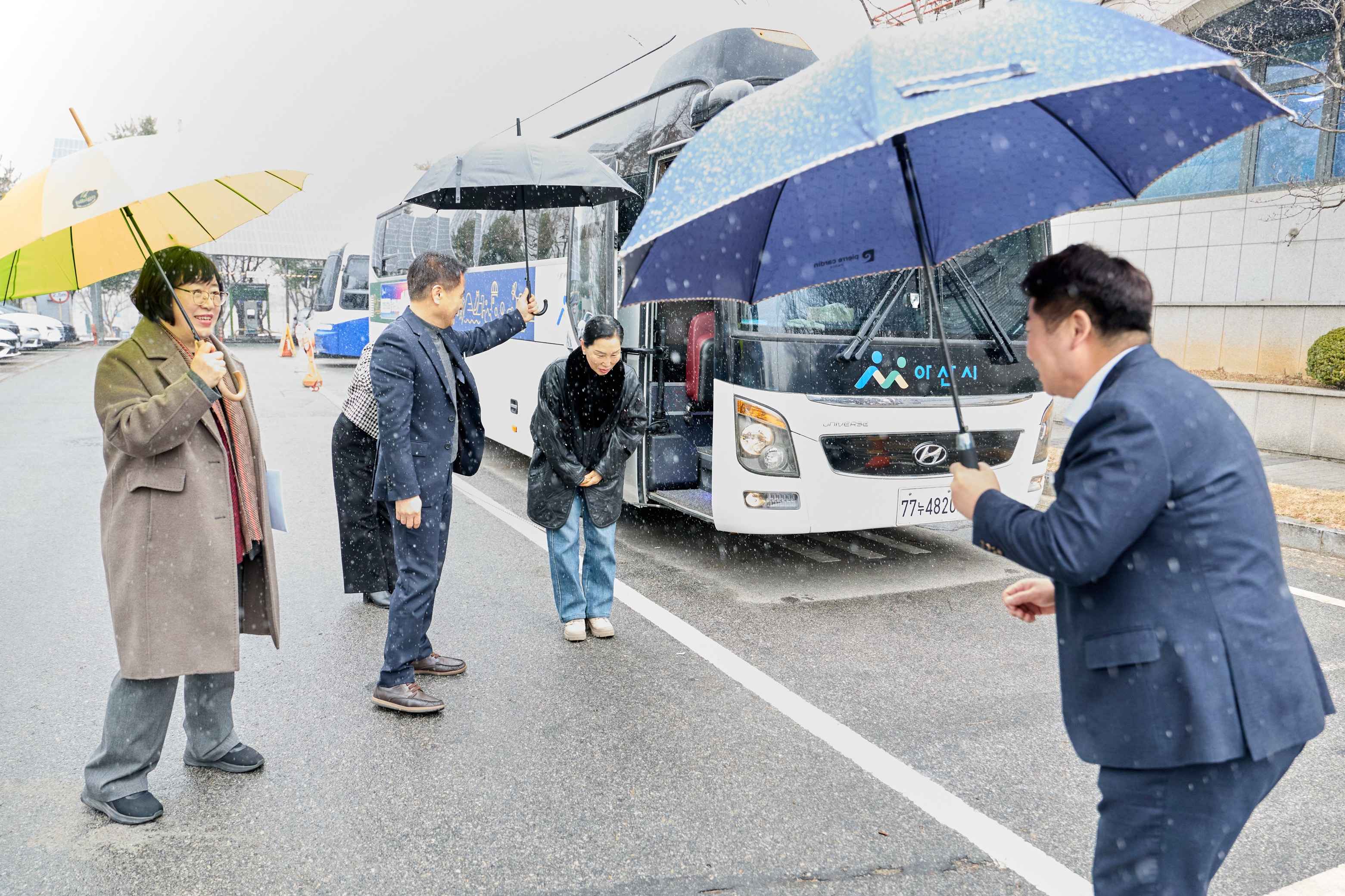 2026.03.09.아산시여성단체협의회 충남 3.8 세계여성의 날 기념식 참석 배웅인사