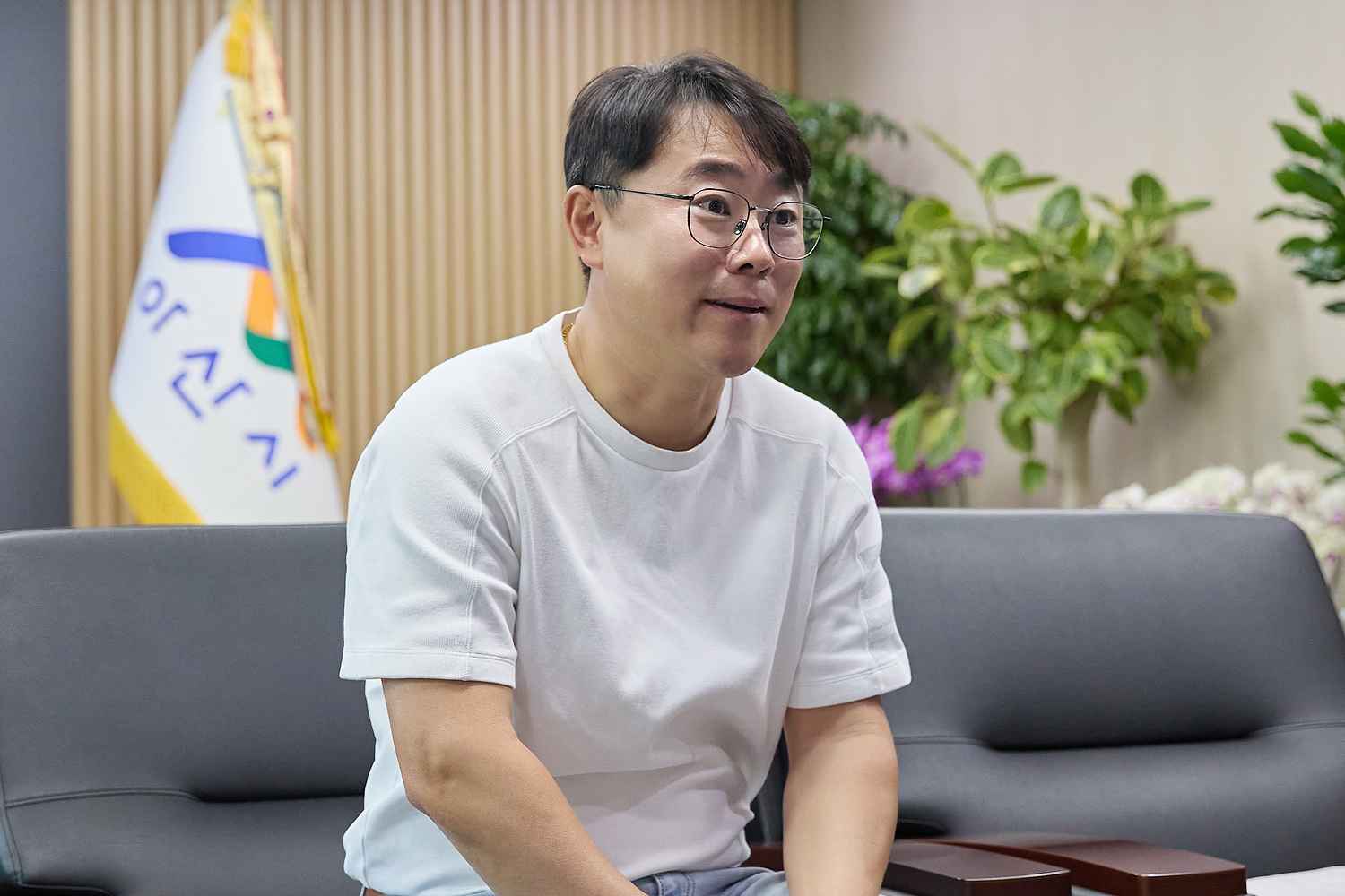 2025.05.23.(주)금산, 취약계층 지원물품 4,200만원 상당 돼지등뼈 500박스 전달
