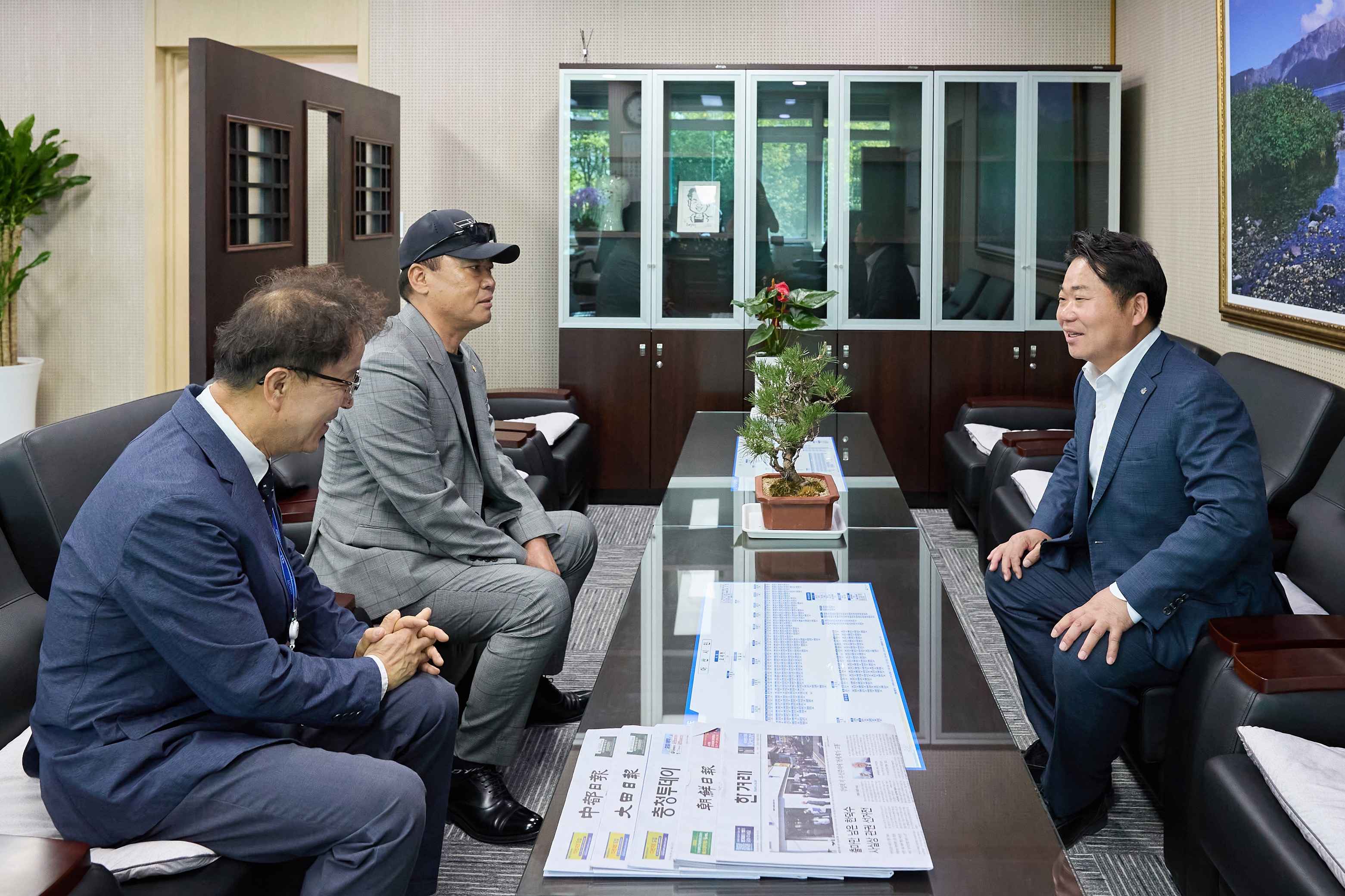 2025.04.29.둔포면 이장단, 영남지역 산불피해 지원성금 1,830만원 전달