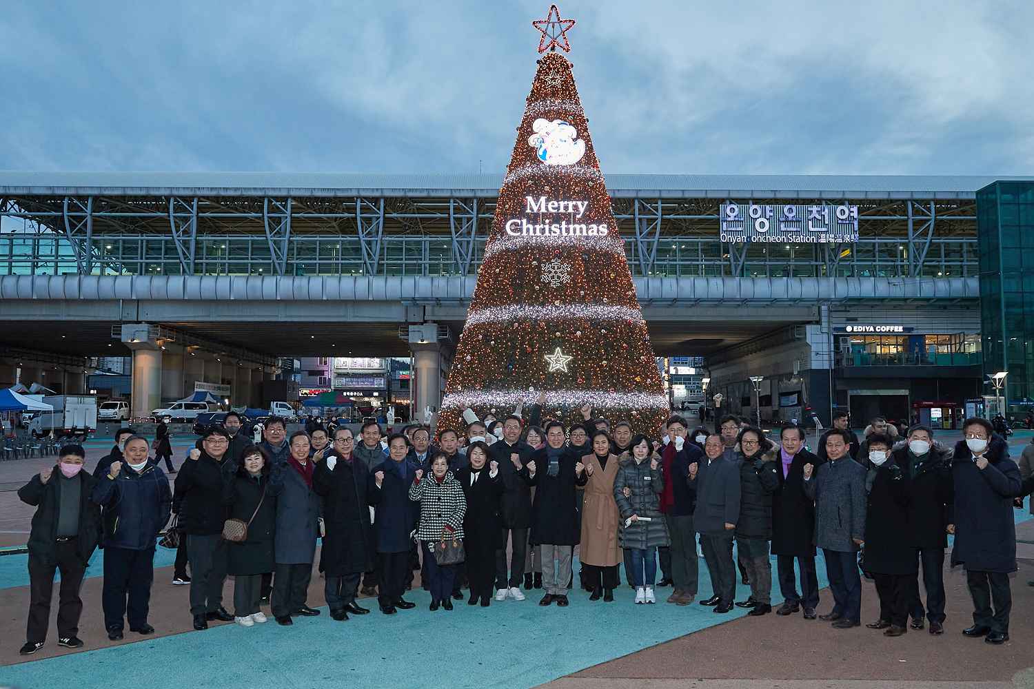 아산시, 연말연시 맞아 야간경관 조명 설치… 볼거리 제공 관련사진