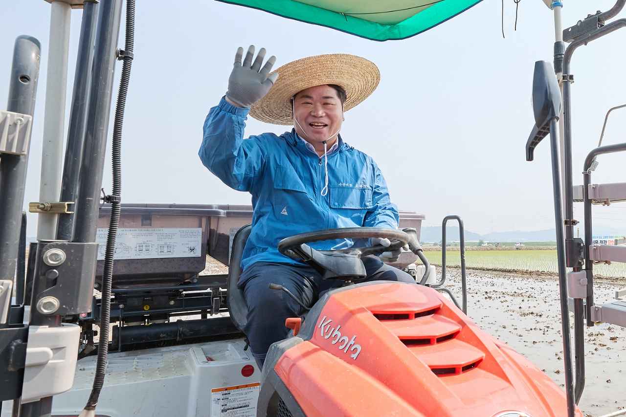 아산시, 농촌 고령화 대응 ‘벼 직파 기술 확산’ 박차 관련사진