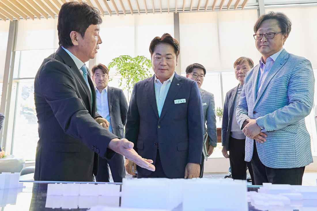 오세현 아산시장, 삼성디스플레이 방문해 협력 방안 논의